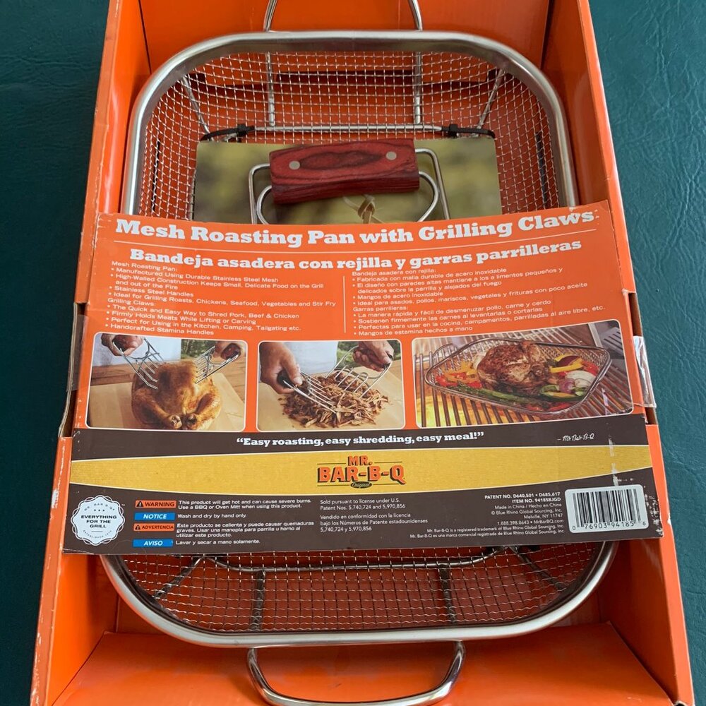 Mesh roasting pan for bbq outdoor cooking vegetables meat